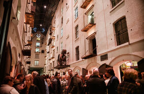 Wolf Antwerpen @ Felix Pakhuis