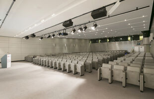 Silver Hall - Photo