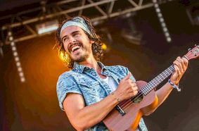 Entertainmens Entertainmens