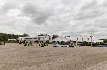 Veldeman bouwt 10.000 m² tentstructuren voor prestigieuze jumping event Zangersheide - Foto 1